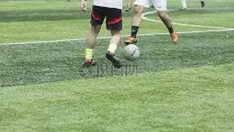 “郭峰揭示七大罪状，唱片业乱账难以清算”