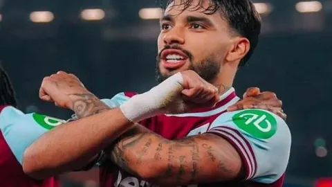 穆勒德甲客场大胜柏林联，进球效率惊人，格雷罗迈向200场里程碑